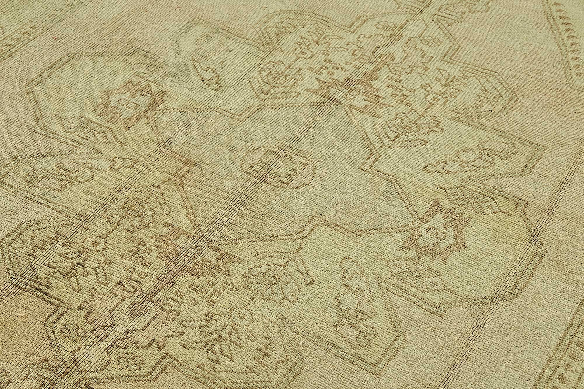 Turkish Vintage Anatolian Rug 167 cm x 260 cm