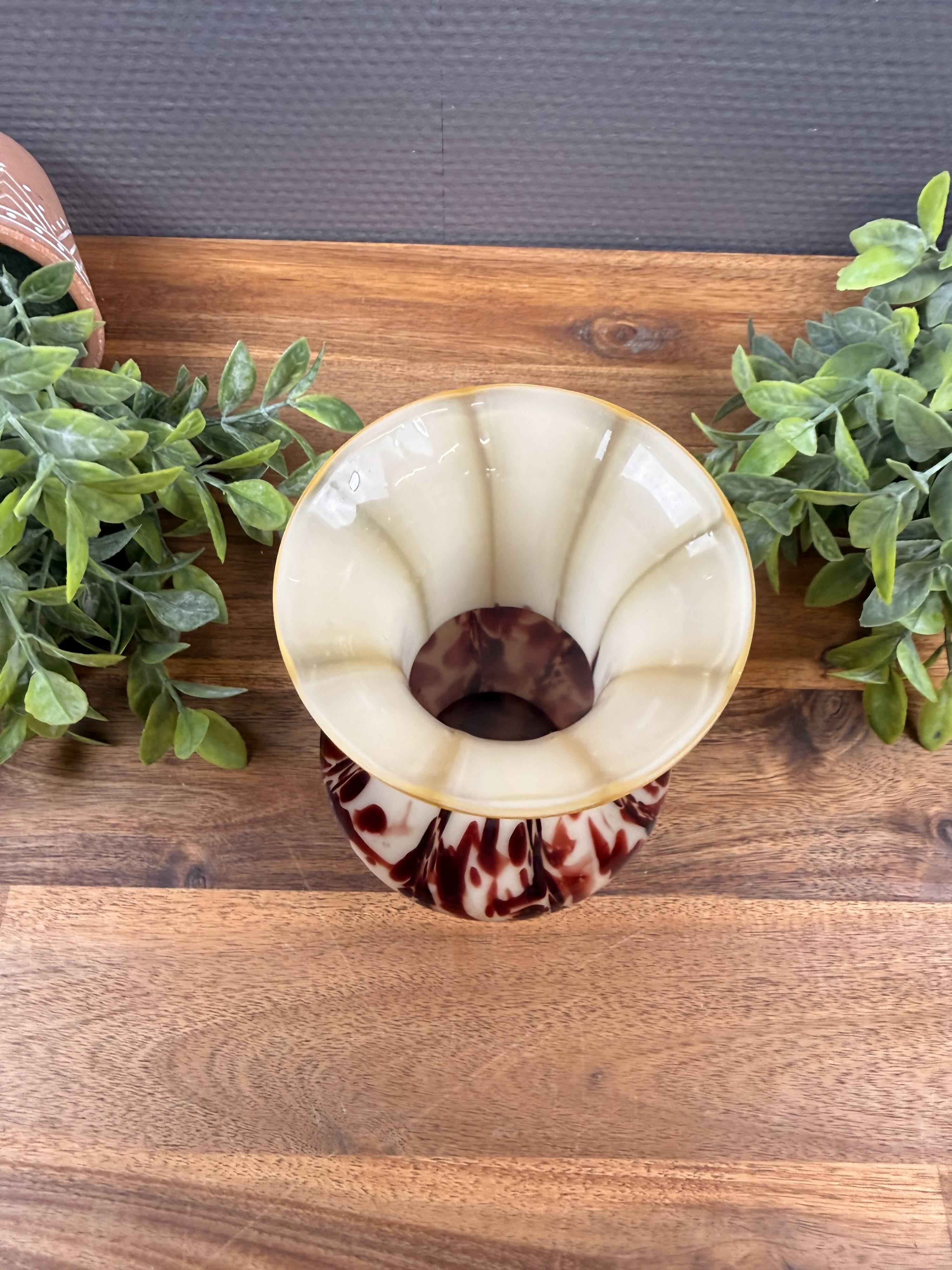 Small Art Deco Vase in Marbled Red Bordeaux Glass