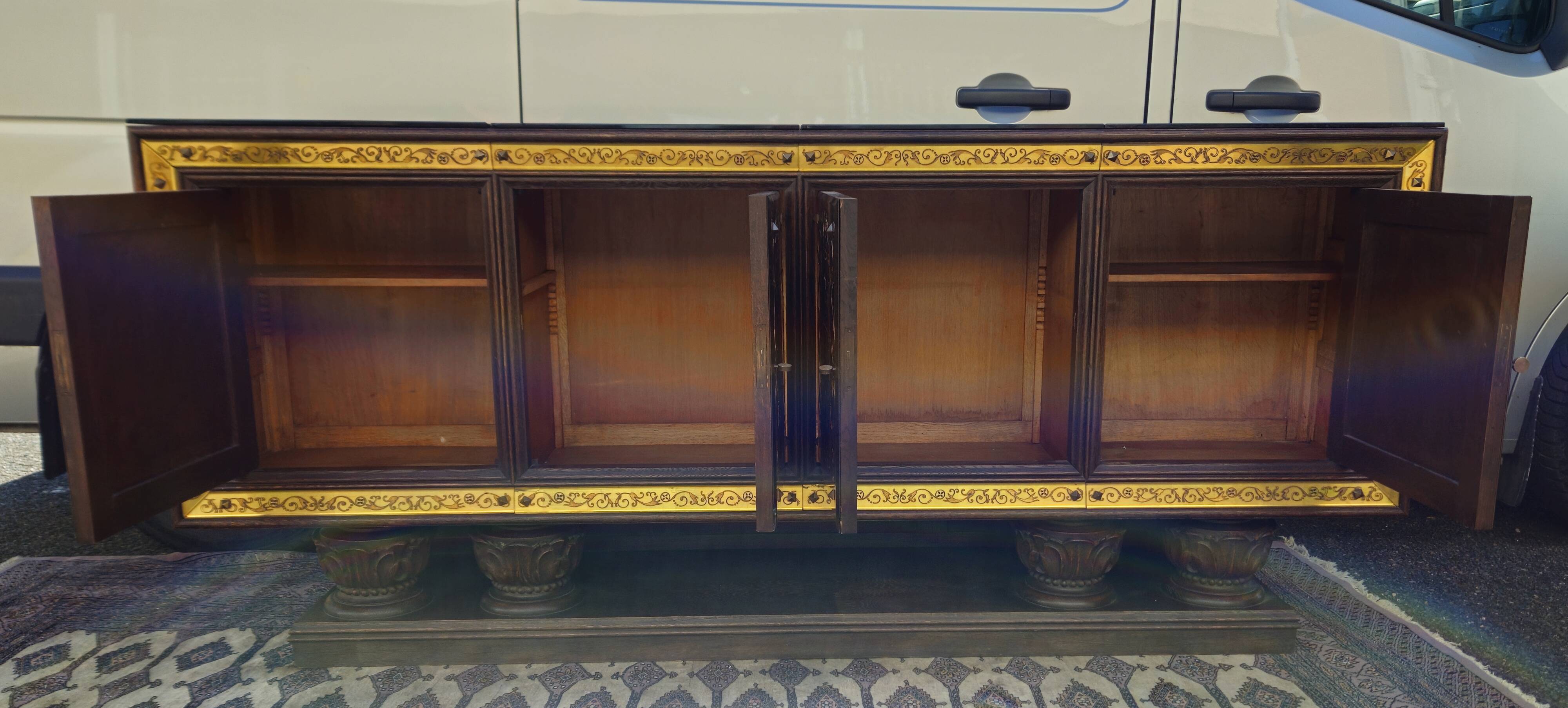 Important buffet / enfilade Art Deco period in polychrome engraved glass.