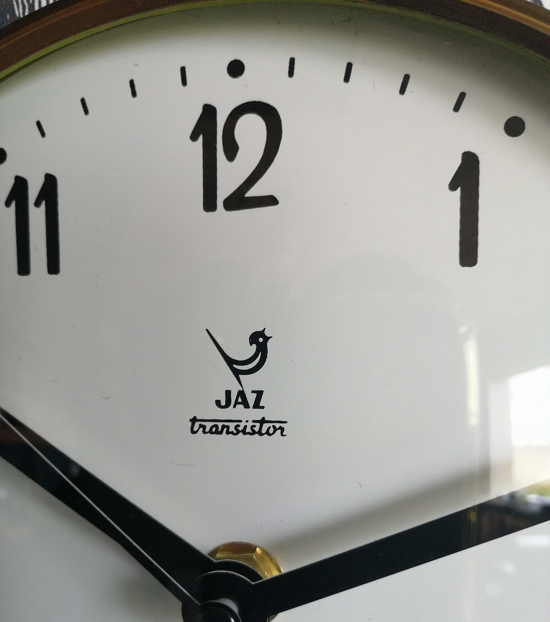Vintage silent wall clock "Jaz Spring"