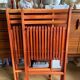 Paire de chaises pliantes en bois