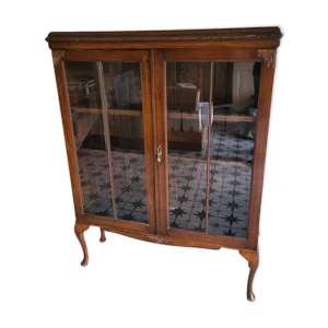 Vitrine sur pieds