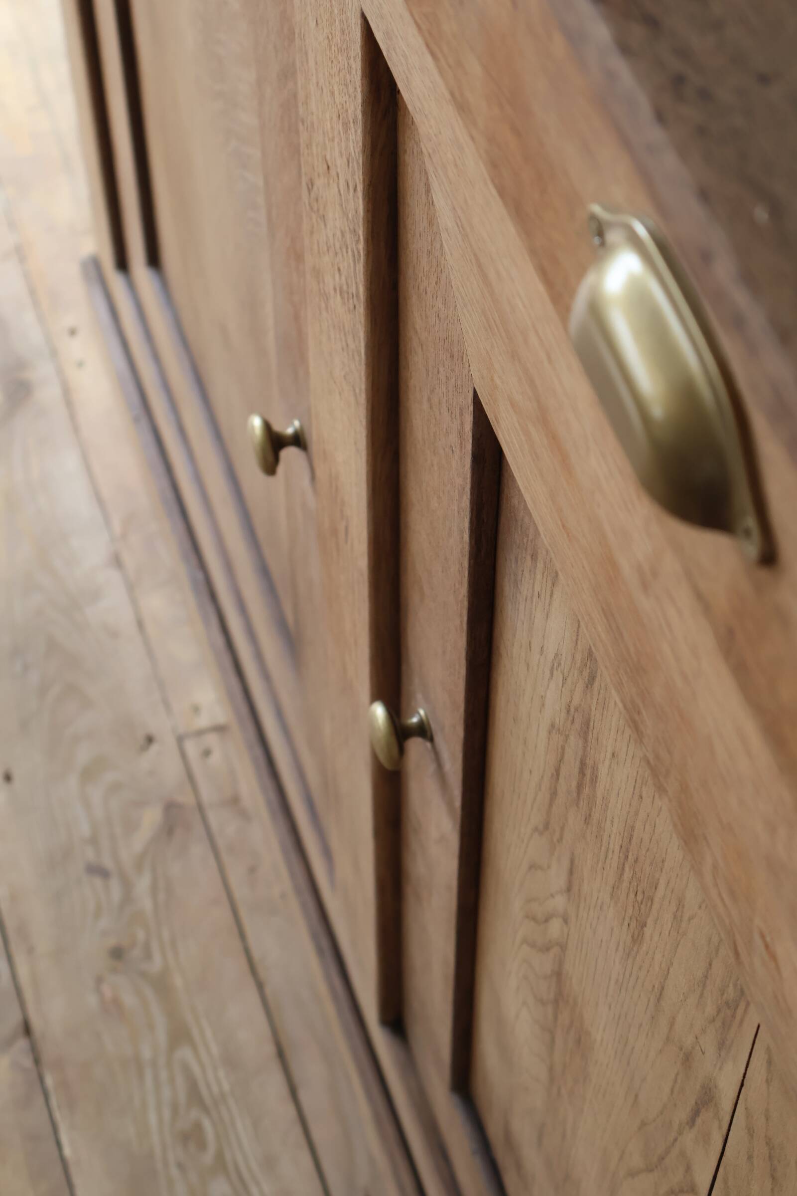 Solid oak sideboard (renovated)