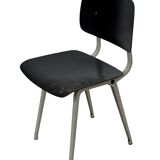 Vintage Friso Kramer Revolt Chair For Ahrend De Cirkel 1960