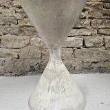 Diabolo planter by Anton Bee for Eternit