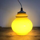 Suspension in amber opaline