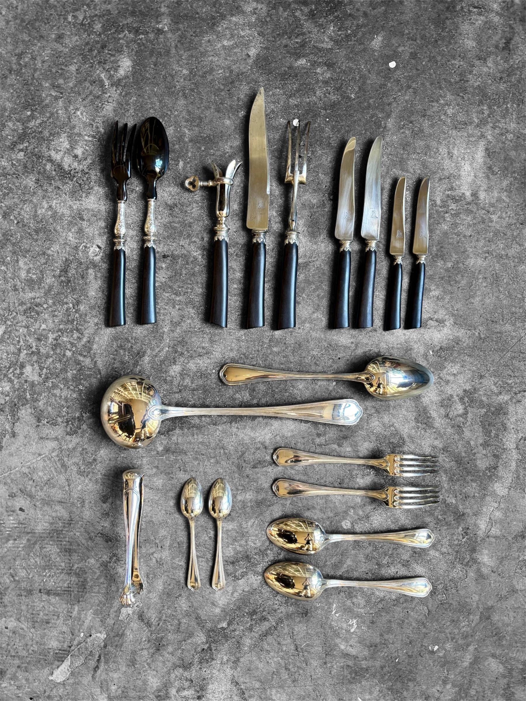 68-piece silver-plated and black ebony cutlery set with 4 velvet cases