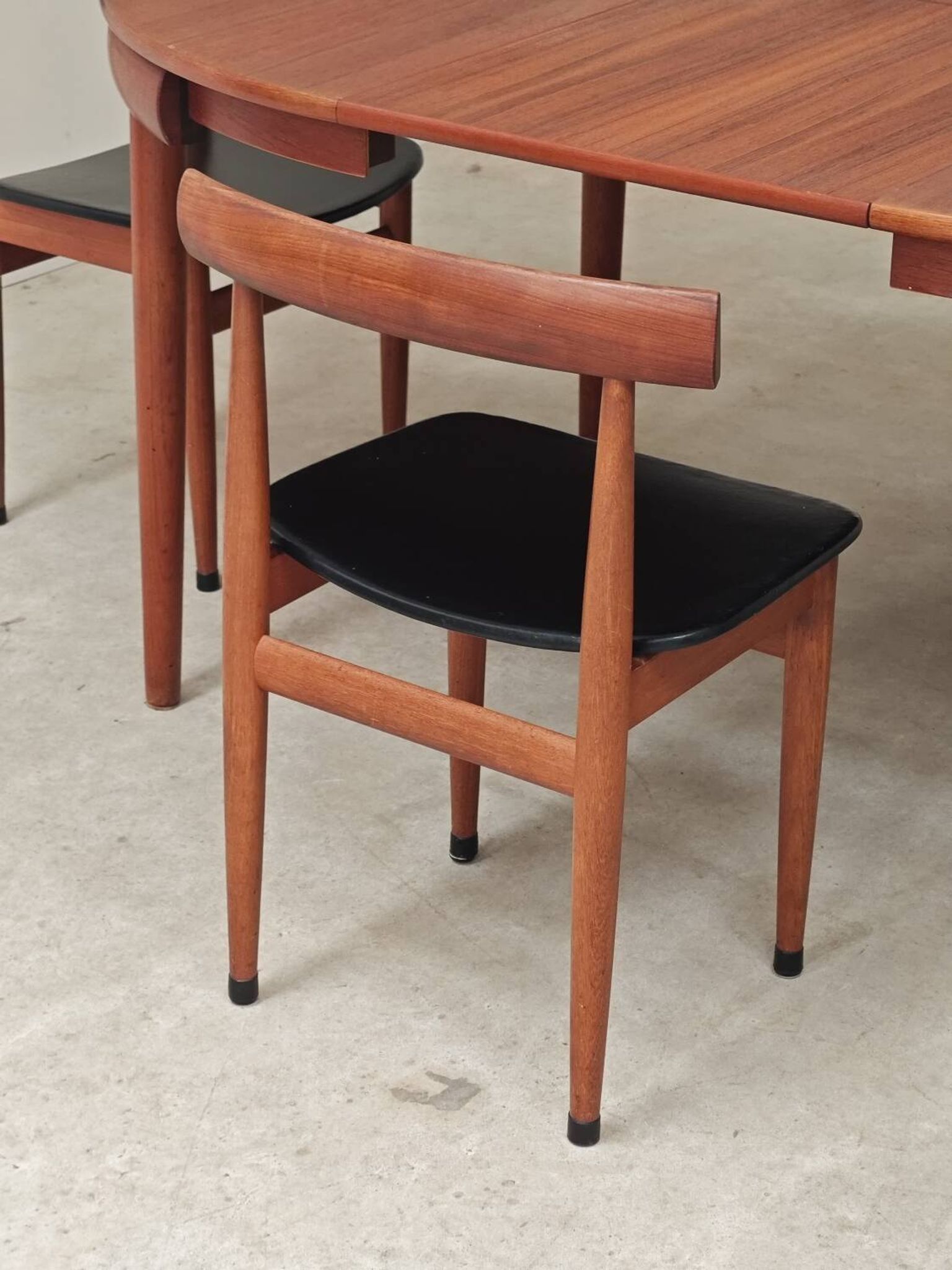 Table de repas et 4 chaises par Hans Olsen pour Frem Rojle  Danemark