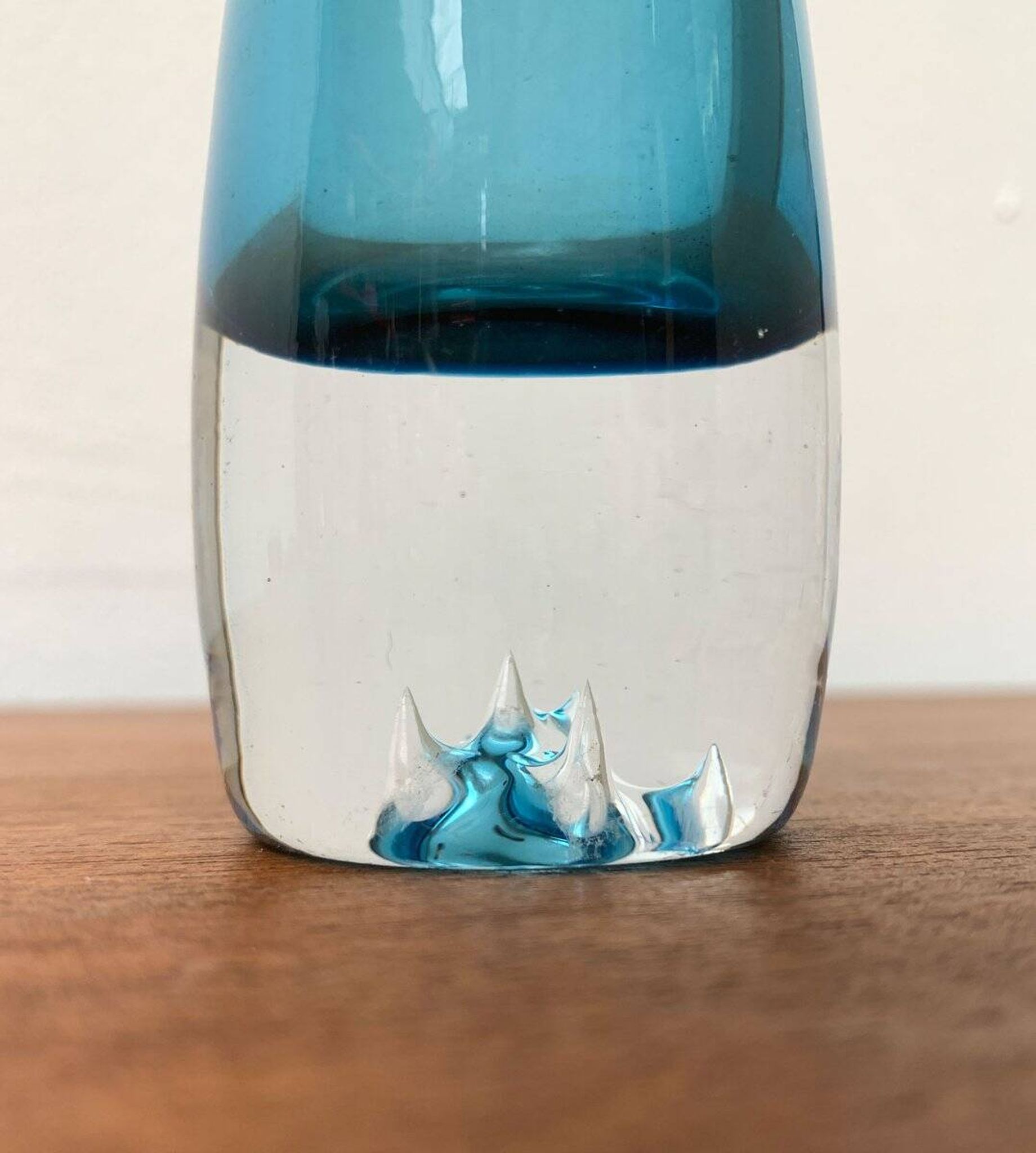 Vase en Verre d'Art Vintage