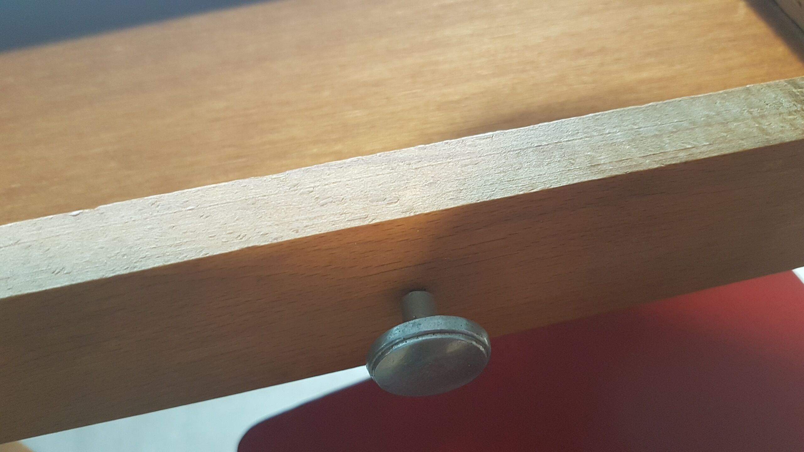 Bureau années 60 restauré avec sa chaise Baumann