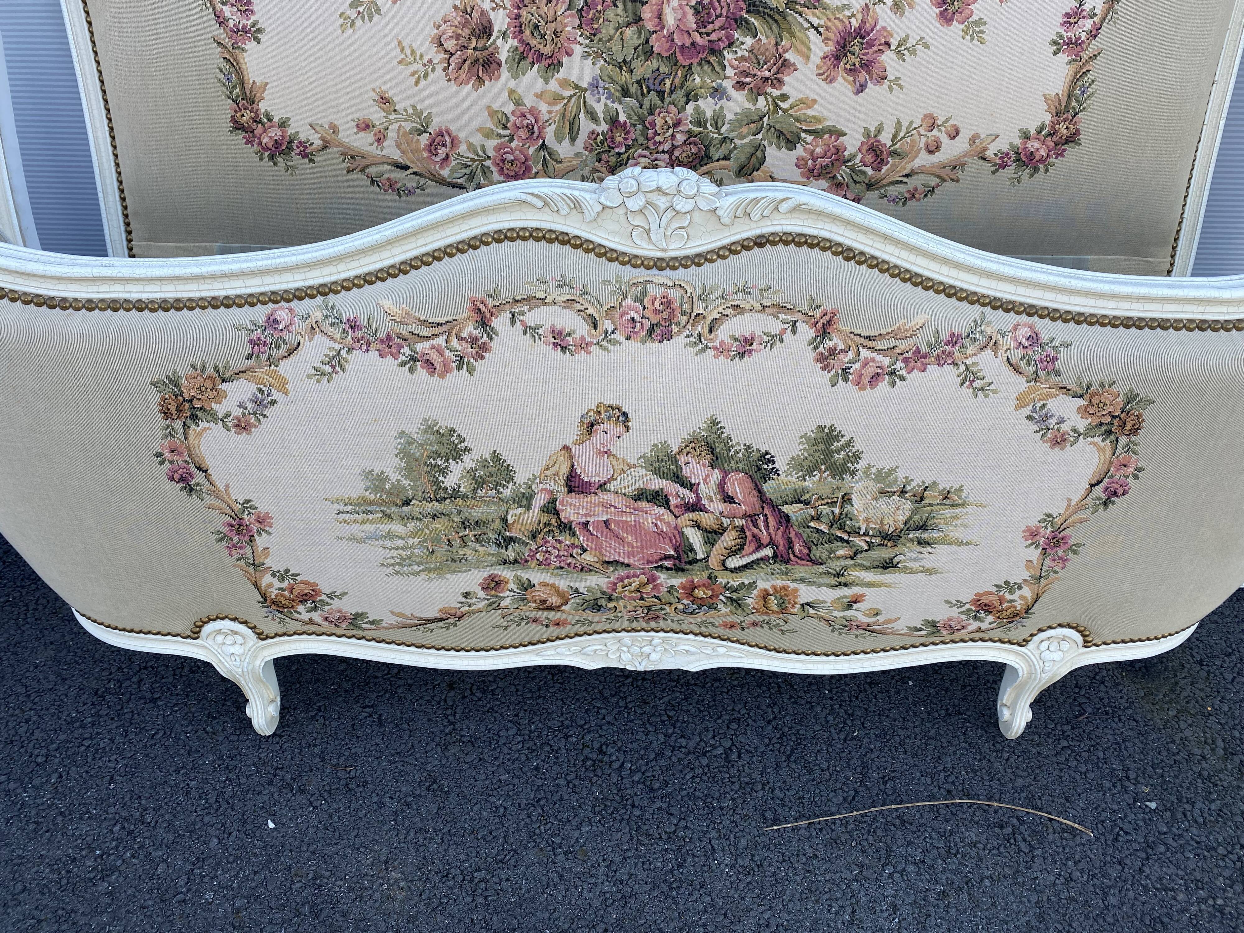 Romantic upholstered Louis XV basket bed