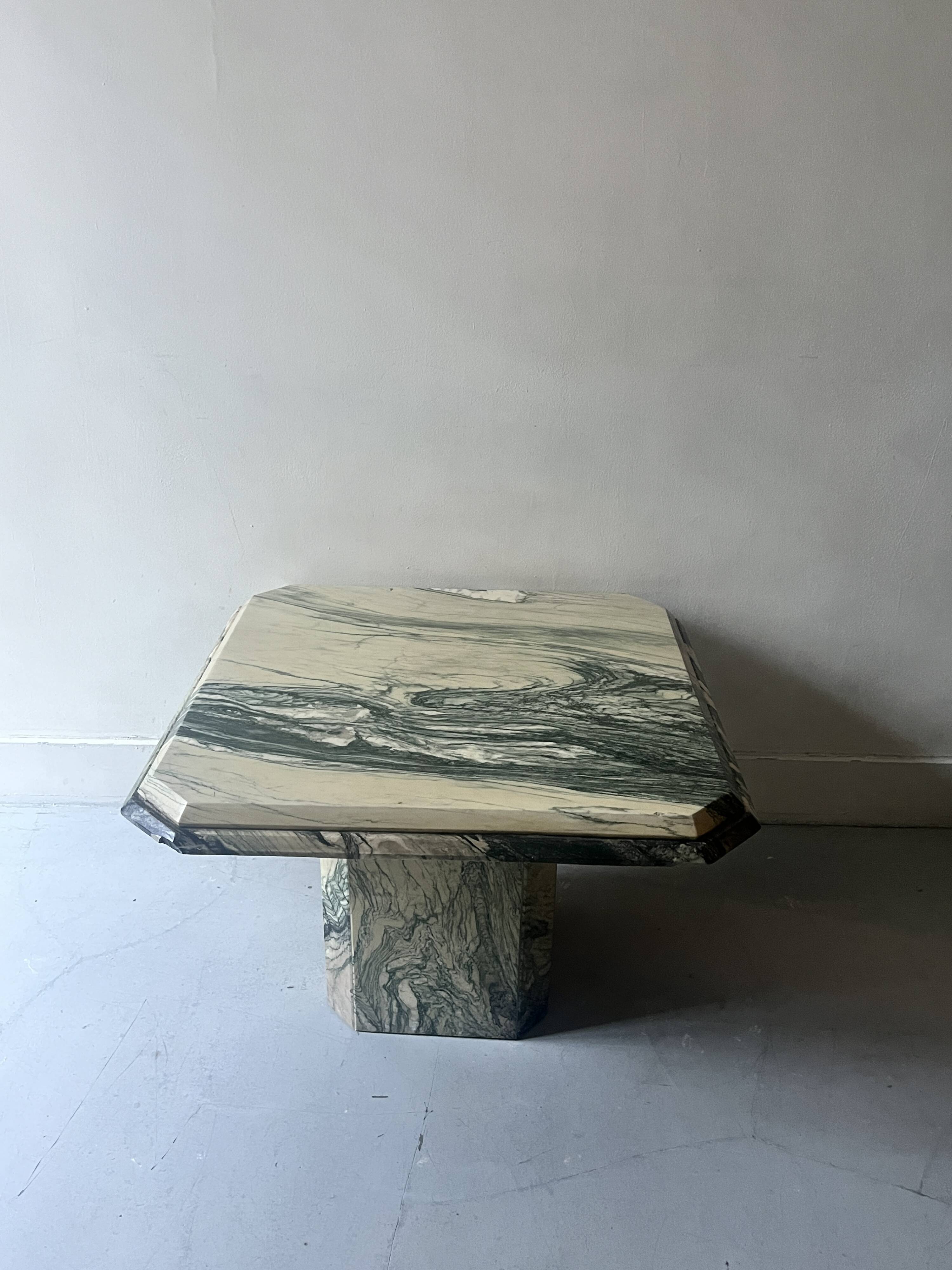 Octagonal coffee table in Italian beige/green veined marble, design 1970