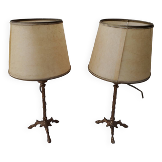 2 table lamps