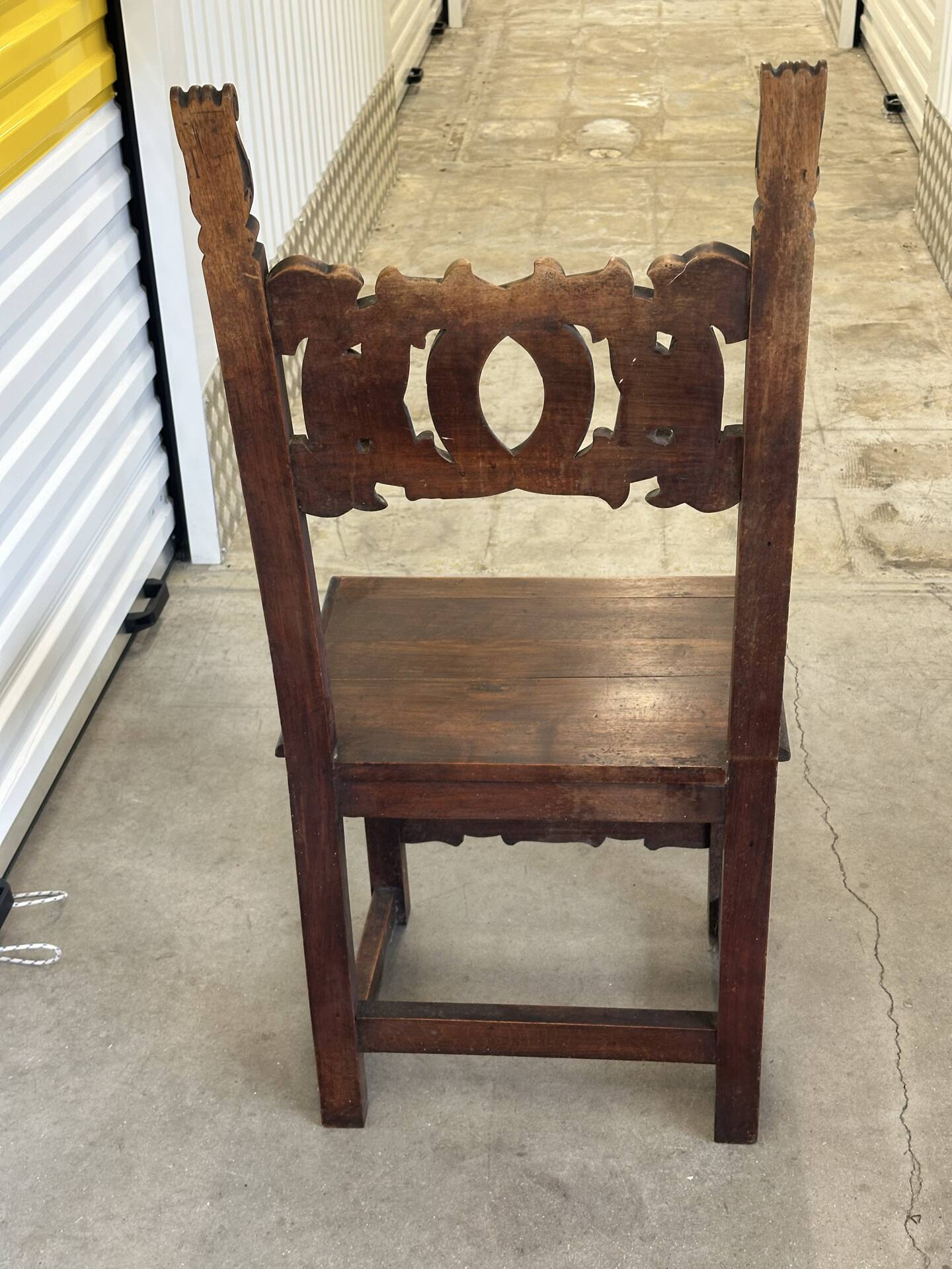 6 Alsatian chairs from the 19th century – carved wood – interlaced decoration