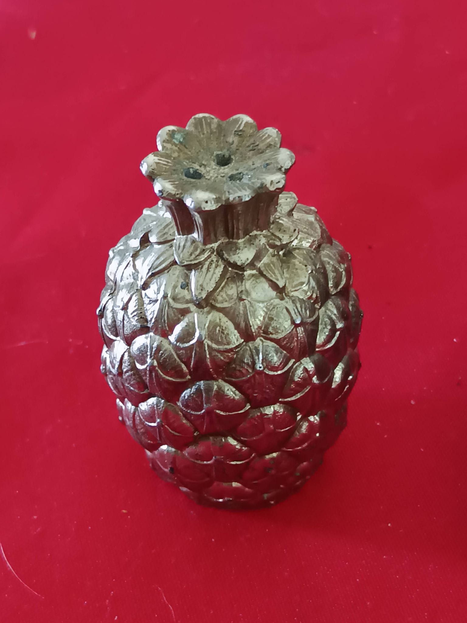 Pair of pineapple salt and pepper shakers, Italy, 1970s, Mauro Manet