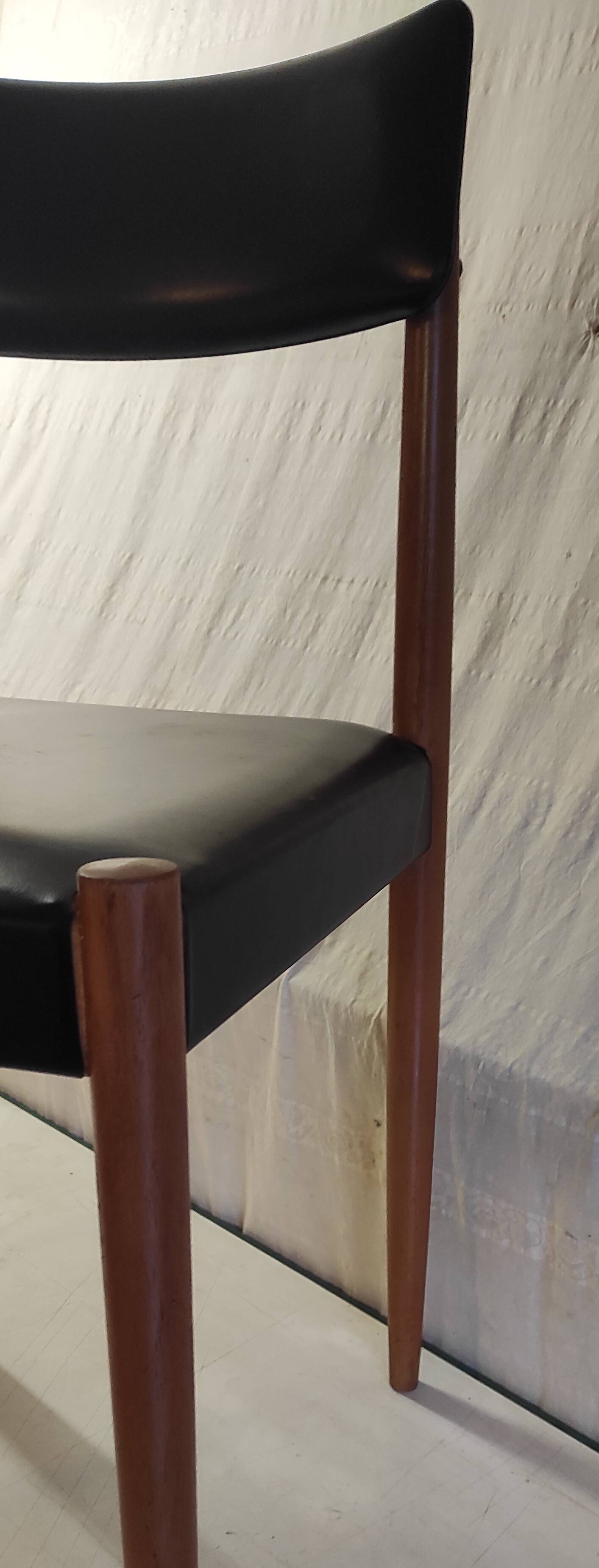 Chaise style scandinave en bois et similicuir - années 60/70