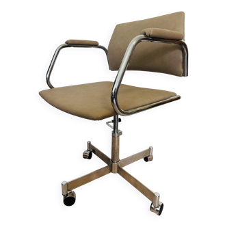 Chaise de bureau vintage beige clair par Kovona, Tchécoslovaquie, années 1970
