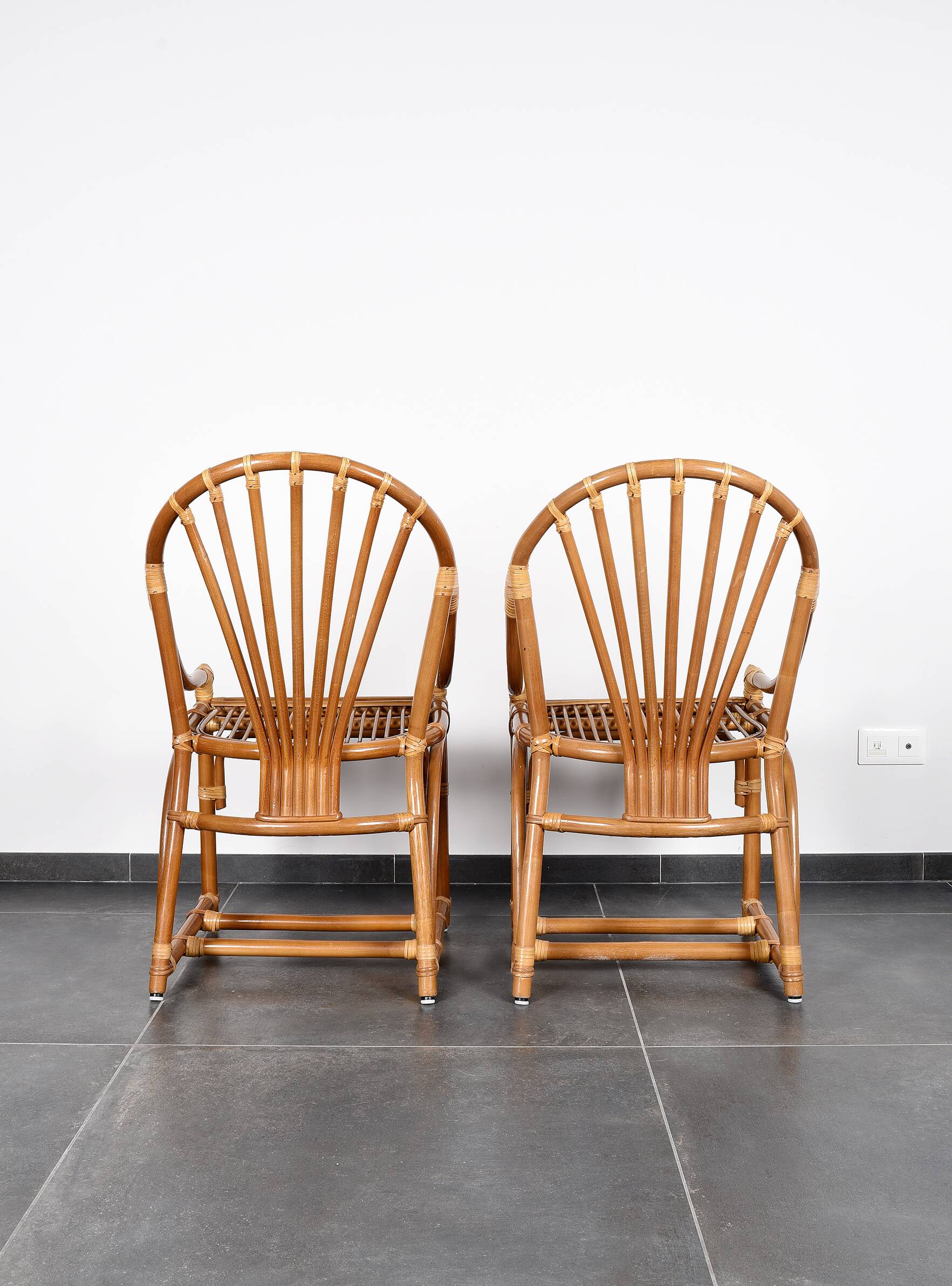 Set of 4 rattan armchairs