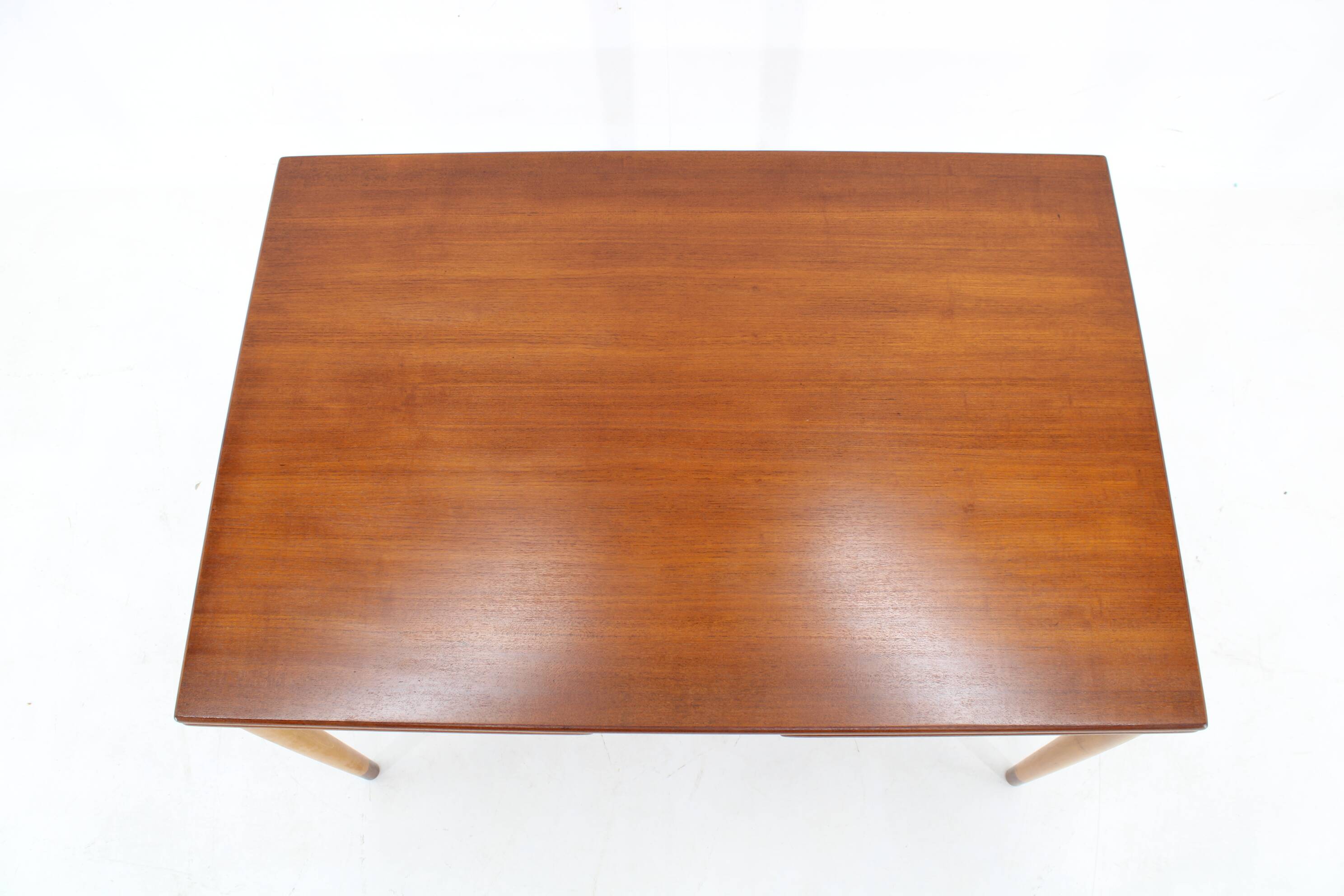 Table à manger extensible en teck danois des années 1960