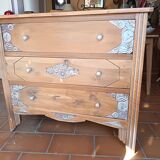 Art Deco chest of drawers