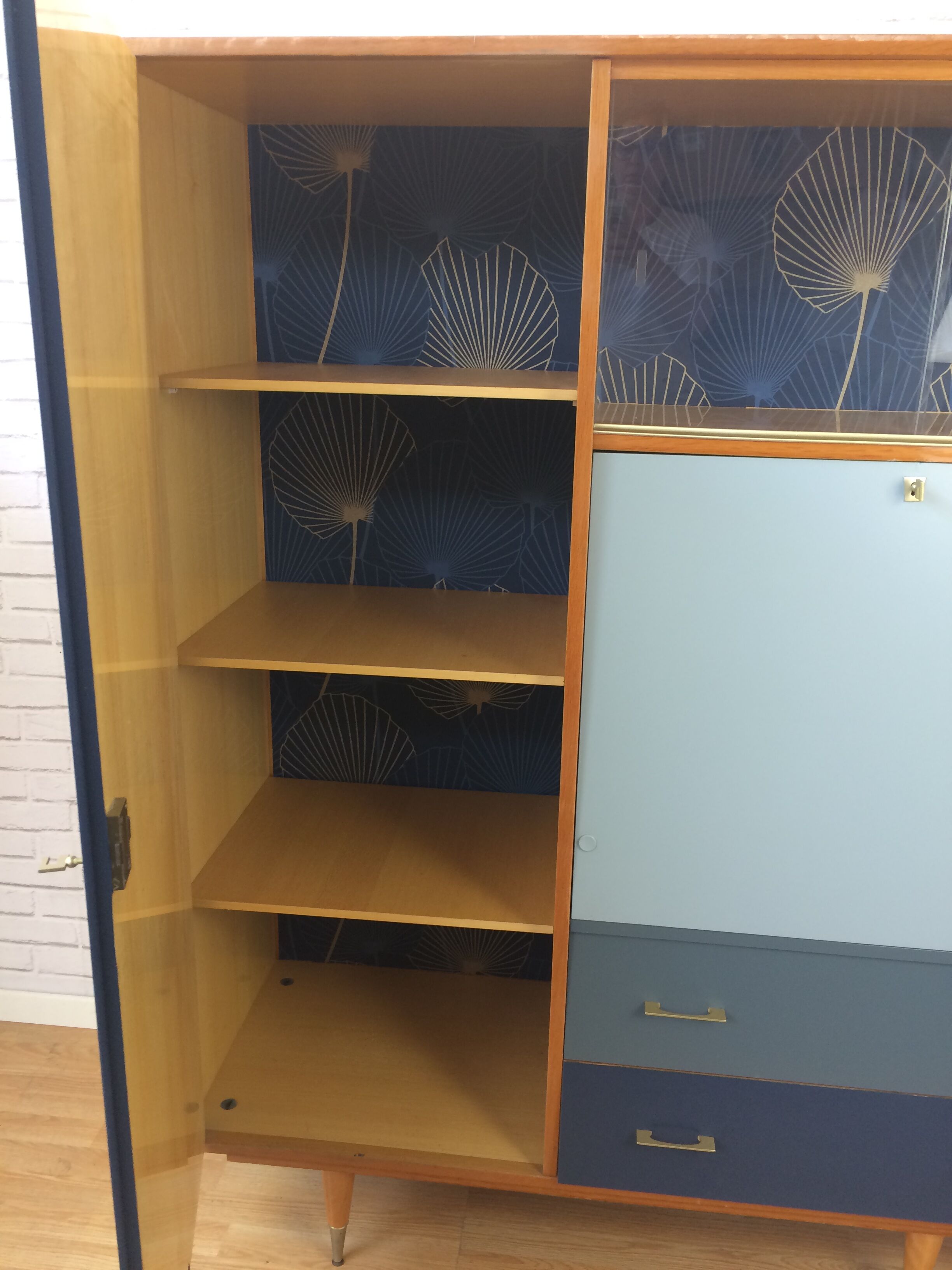 Writing desk relooked