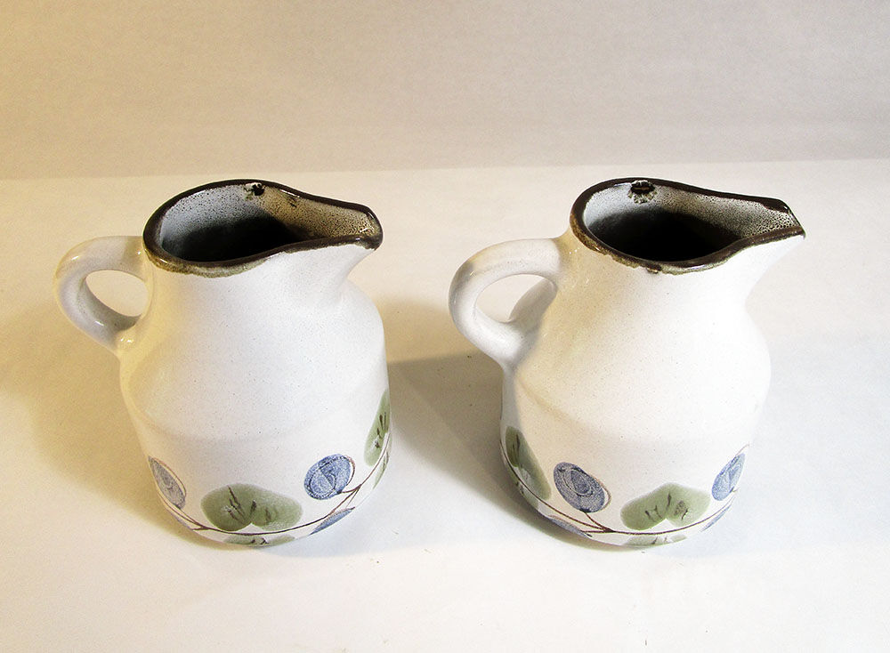 Niderviller earthenware milk pots