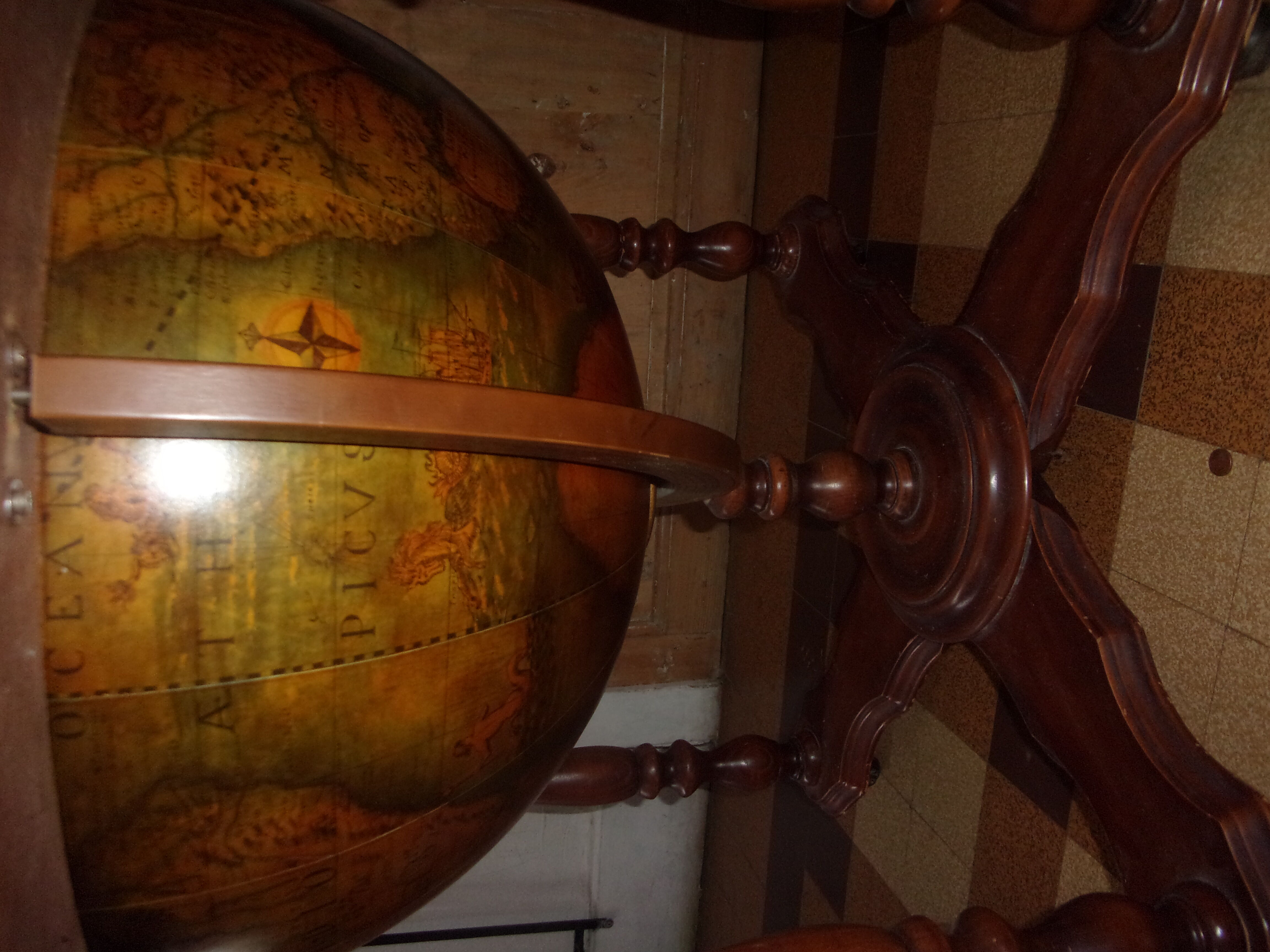Vintage rolling bar globe