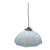 Suspension in opaline