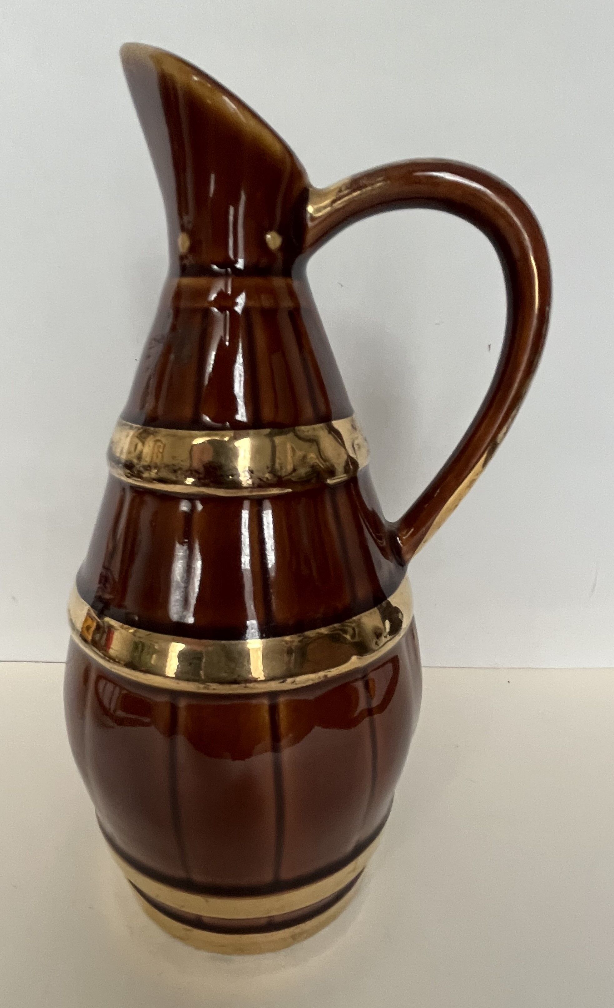 Pichet en céramique vintage