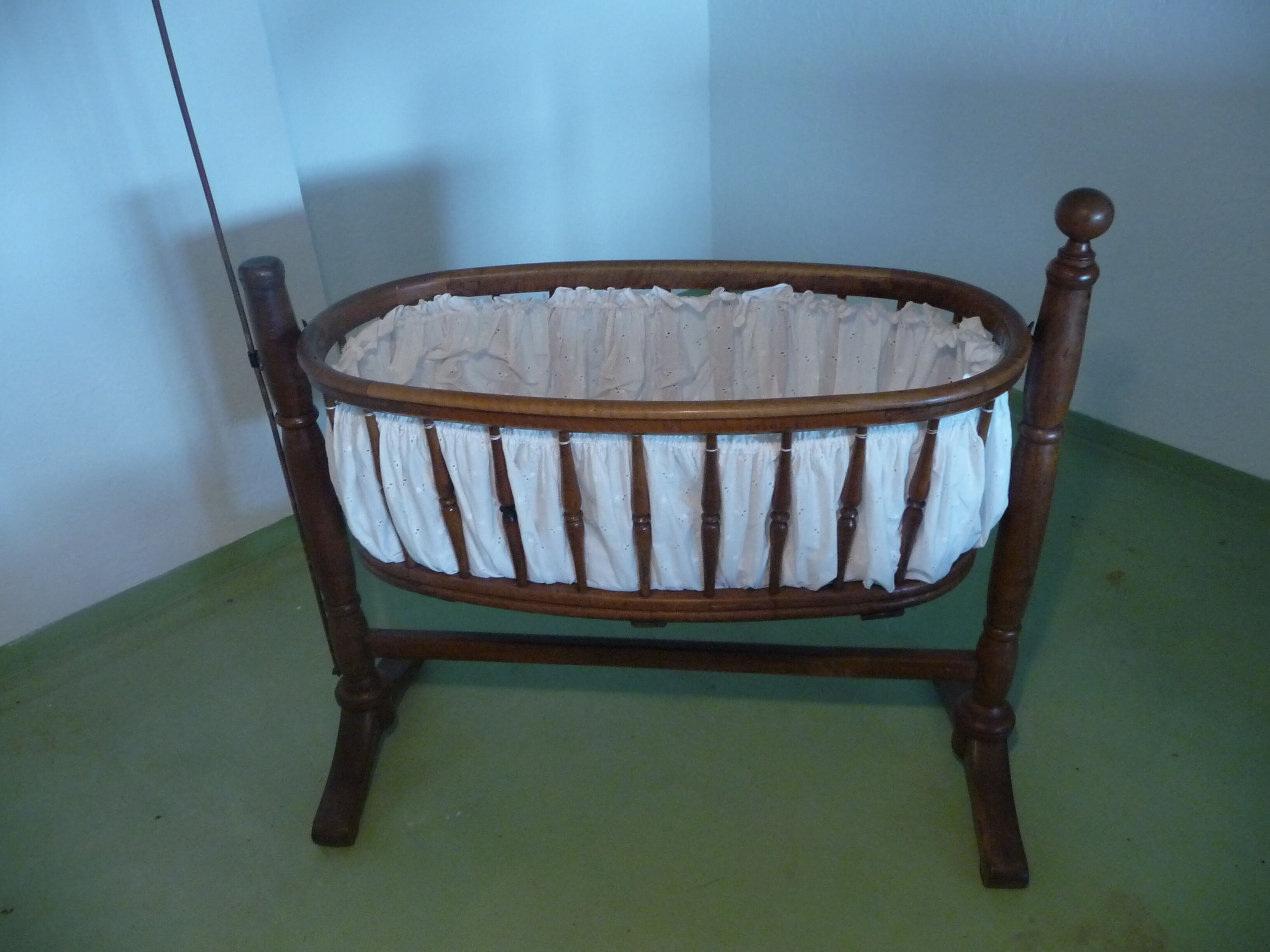 Berceau Ancien Selency