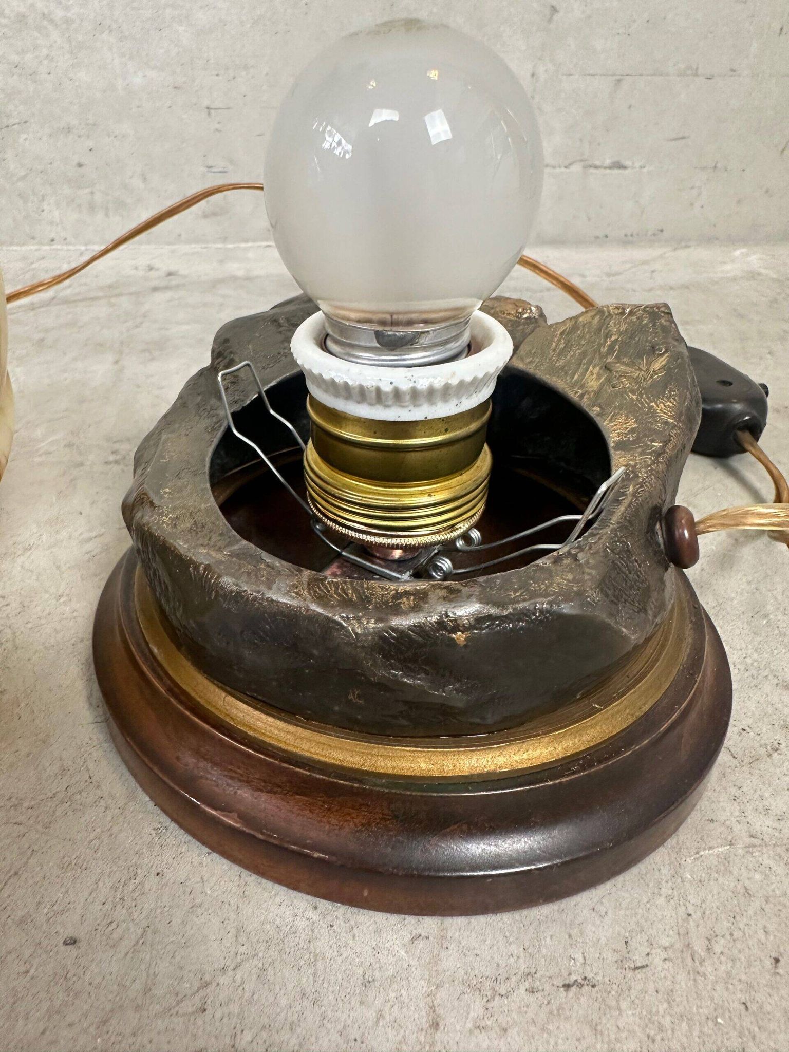 Lampe de table Art déco – J.M. Belgique