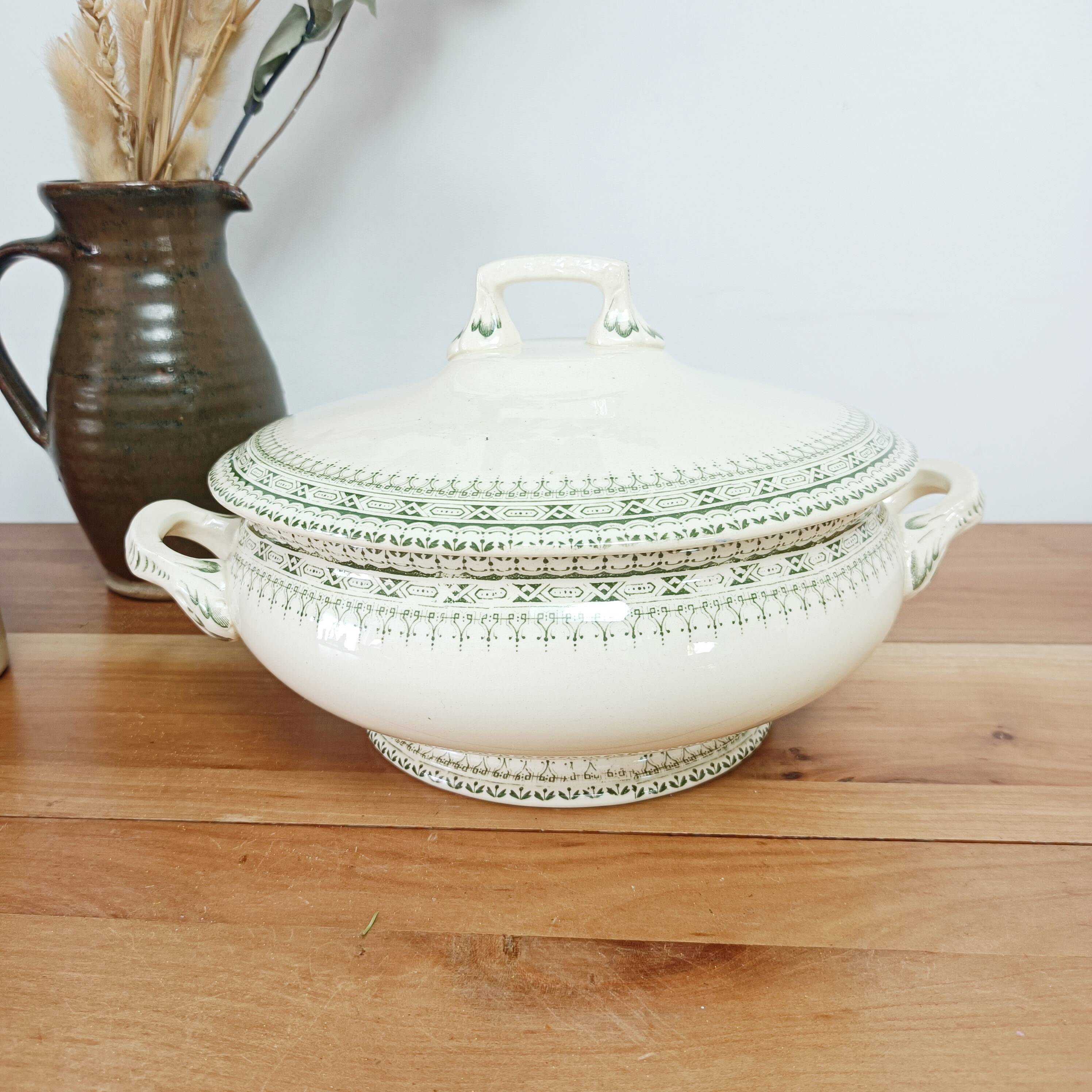 Choisy le Roi iron clay soup tureen, HB & Cie, Arles