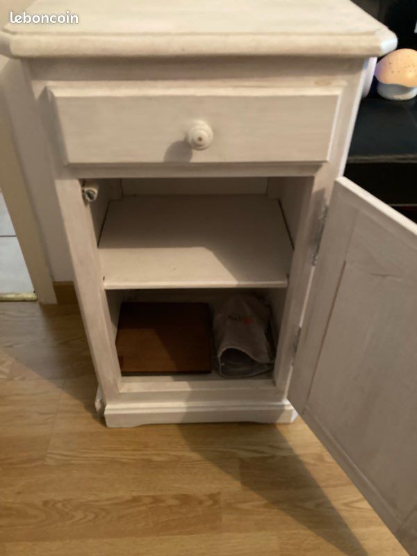 Bedside table