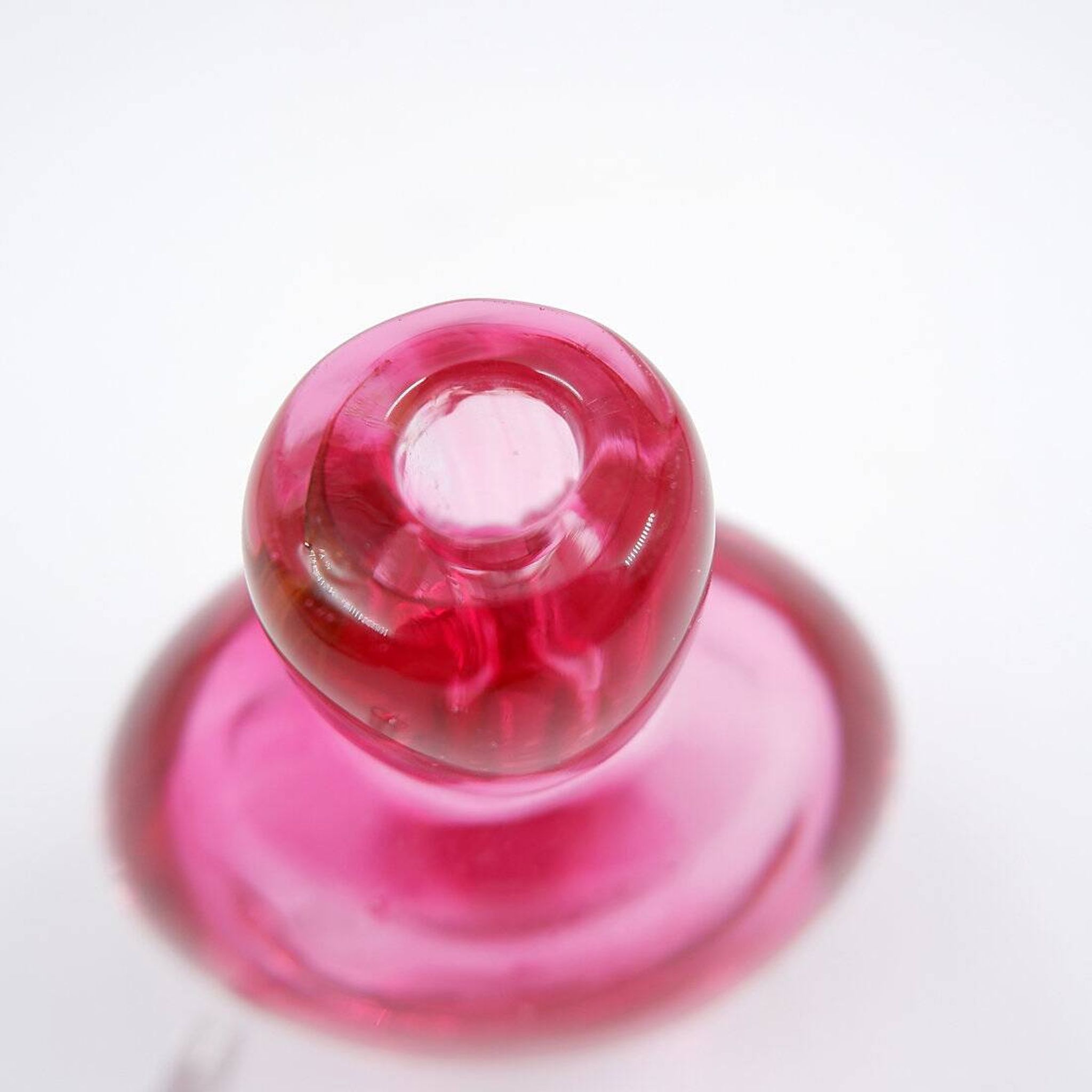 Flacon de parfum « Sommerso » en verre rose et transparent