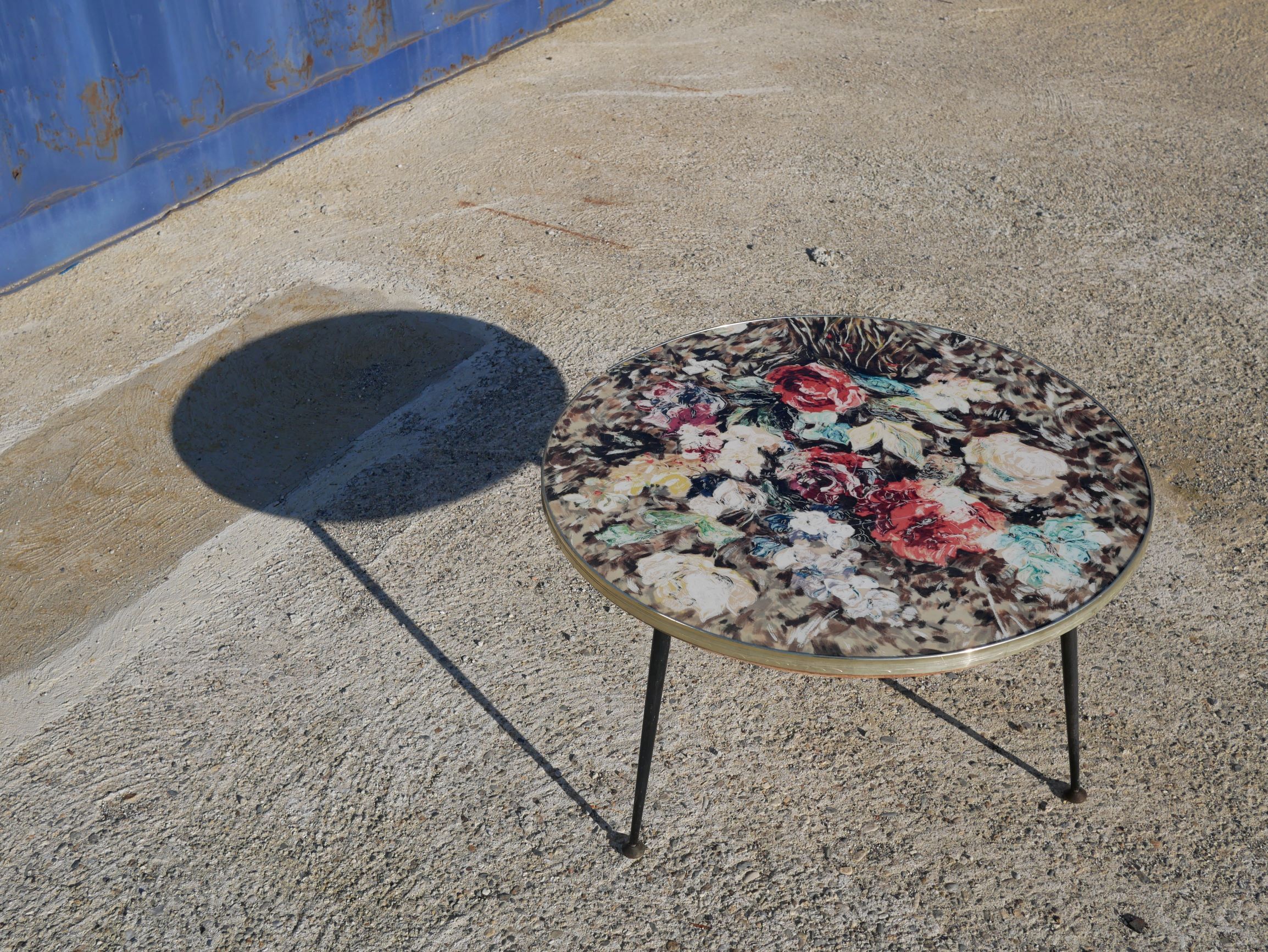 Table tripod / vintage side table