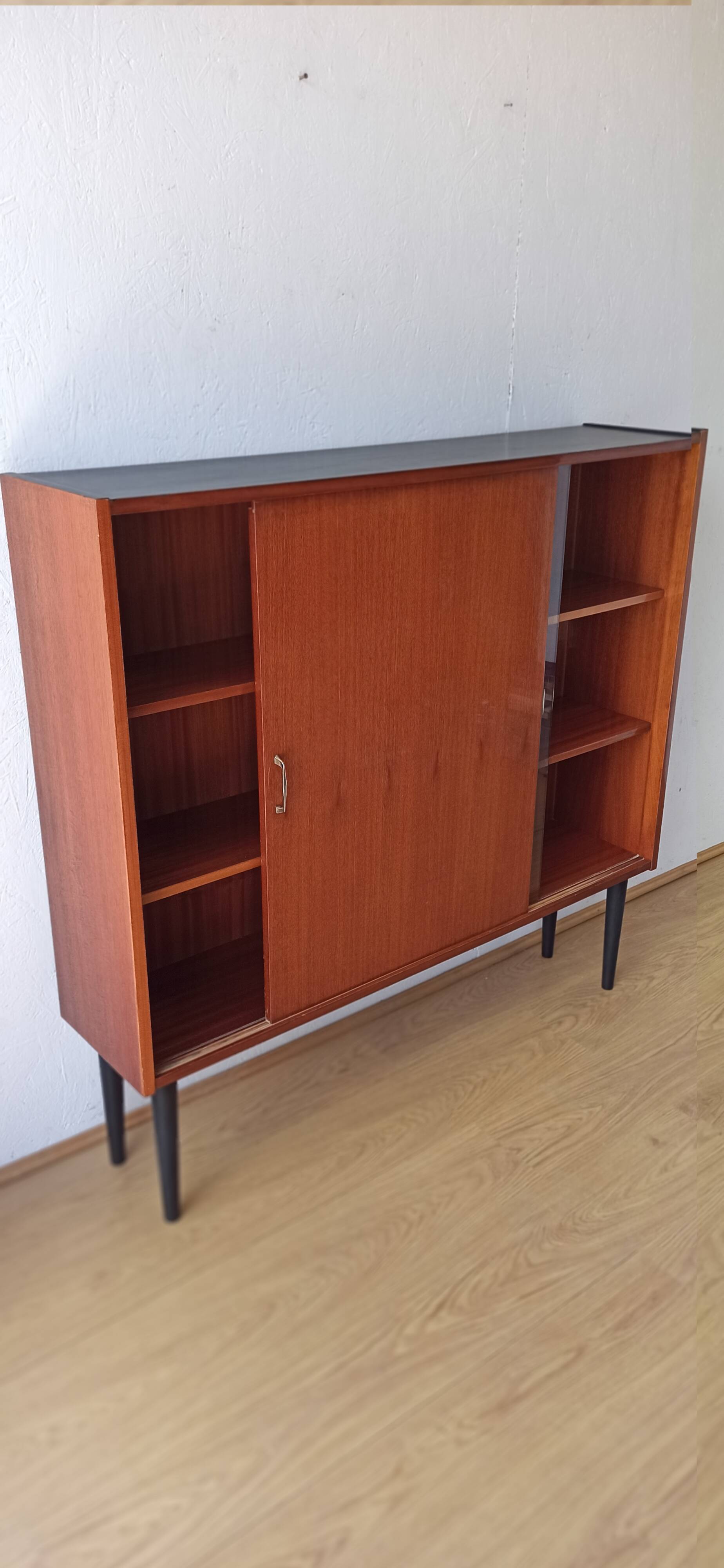 Bookcase of the 1970 .