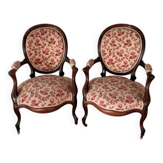 Paire de fauteuils médaillon louis XVI