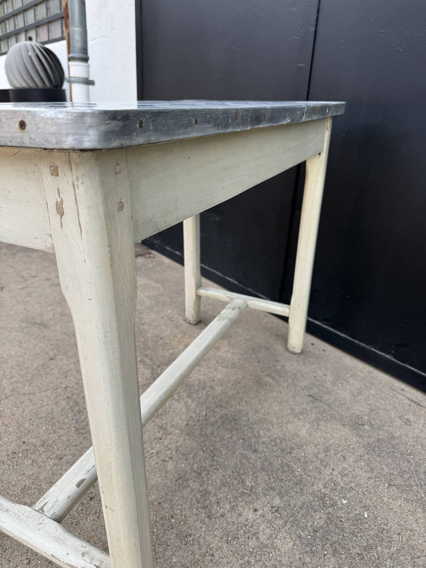 Table cuisine bois tôle émaillée années 50