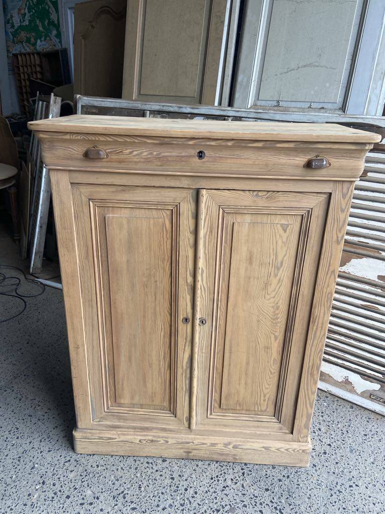 Parisian sideboard in raw wood