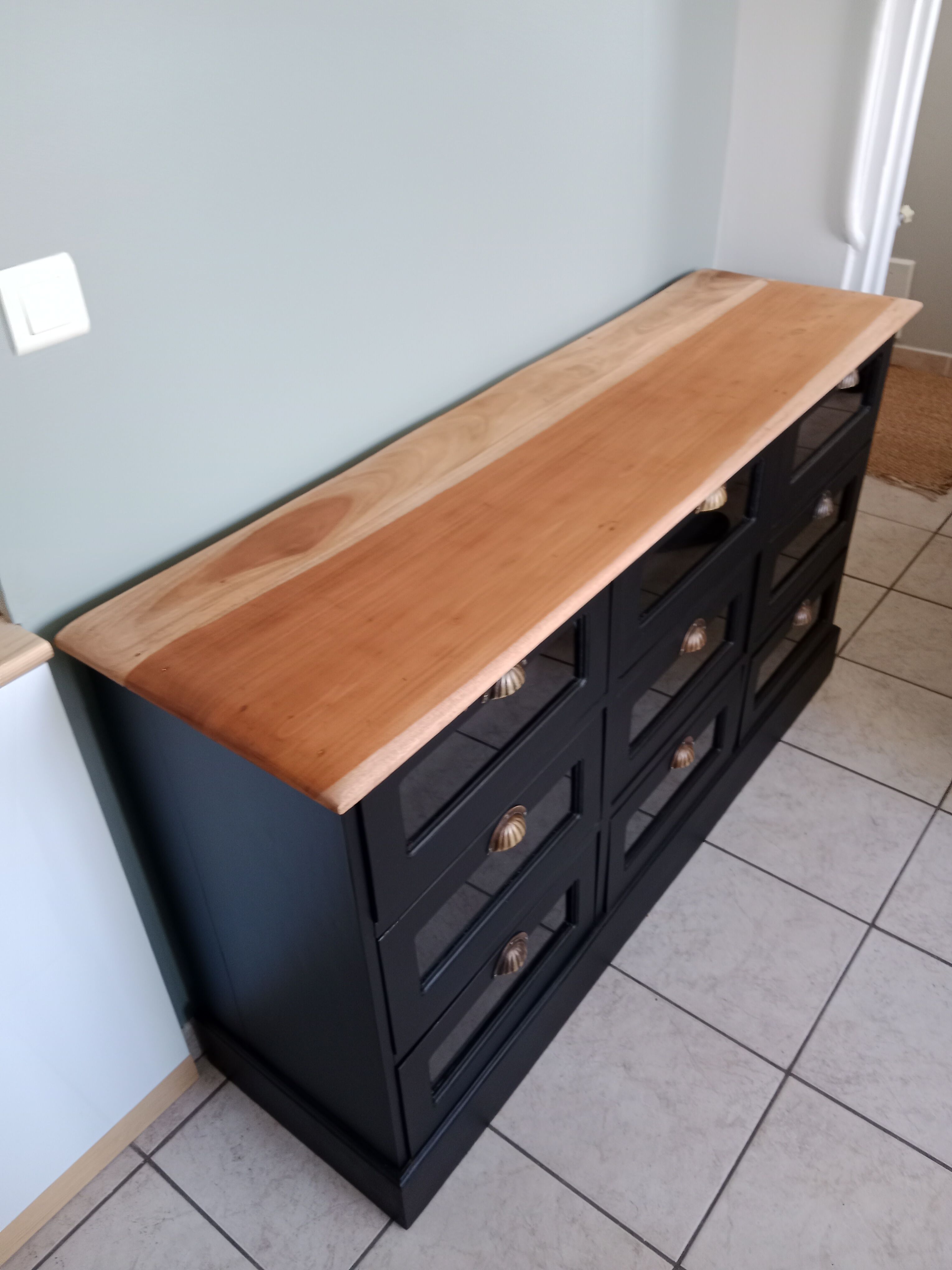 Buffet teck meuble 9 tiroirs en bois brut