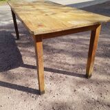 Farm table
