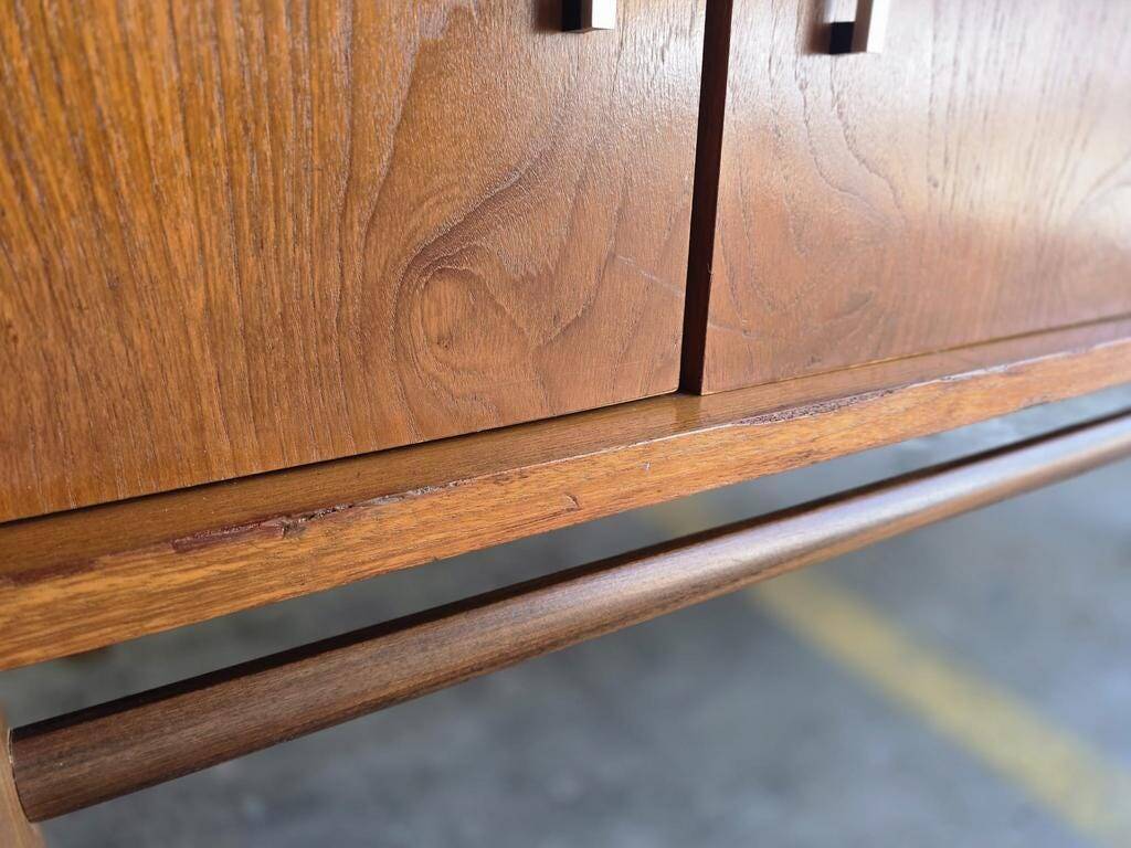 Vintage low cabinet / TV cabinet / low sideboard