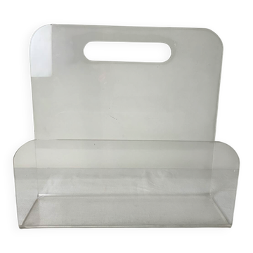 Plexiglass magazine rack