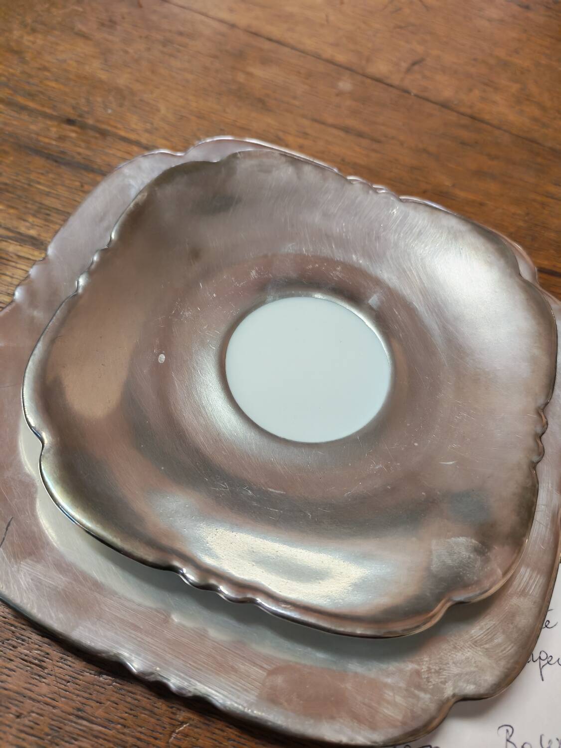 Breakfast set with tea or coffee in porcelain.