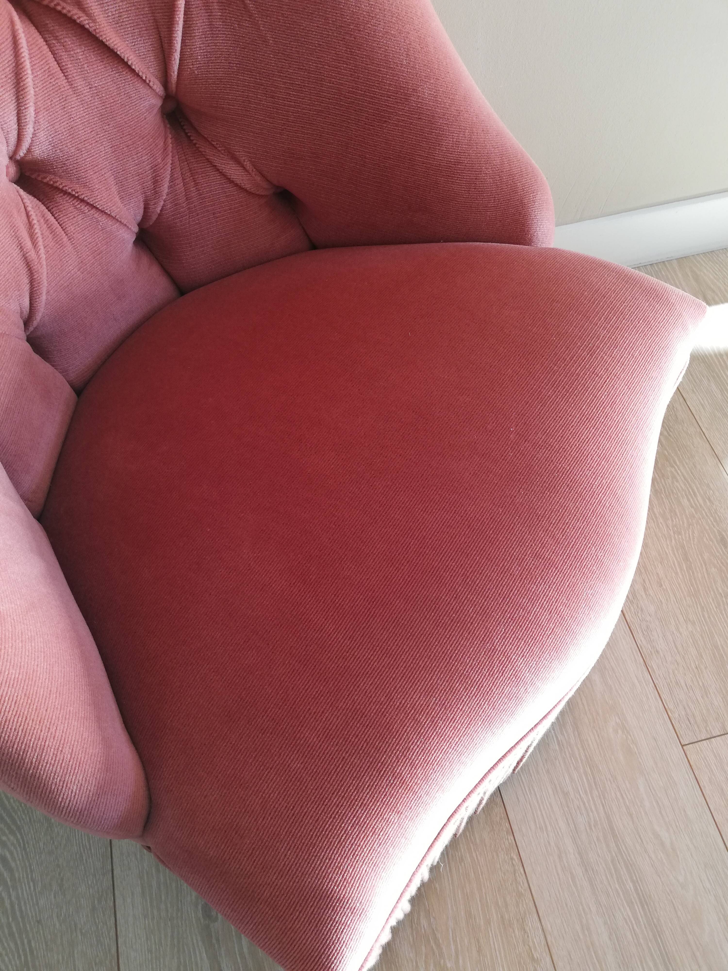 Chair upholstered Toad