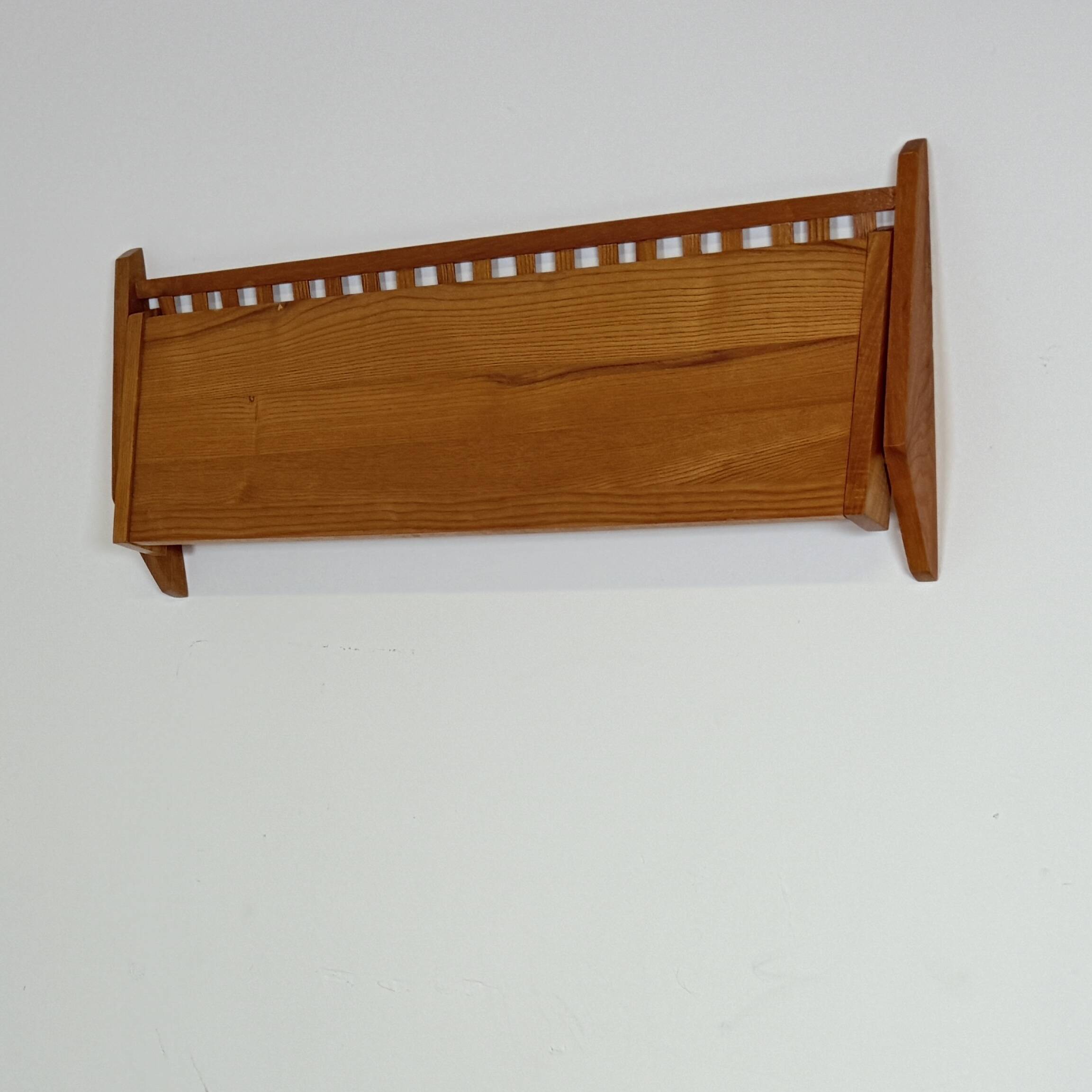 Set of 2 Mid-Century Wall Shelves with Woven Back Panel – ÚLUV