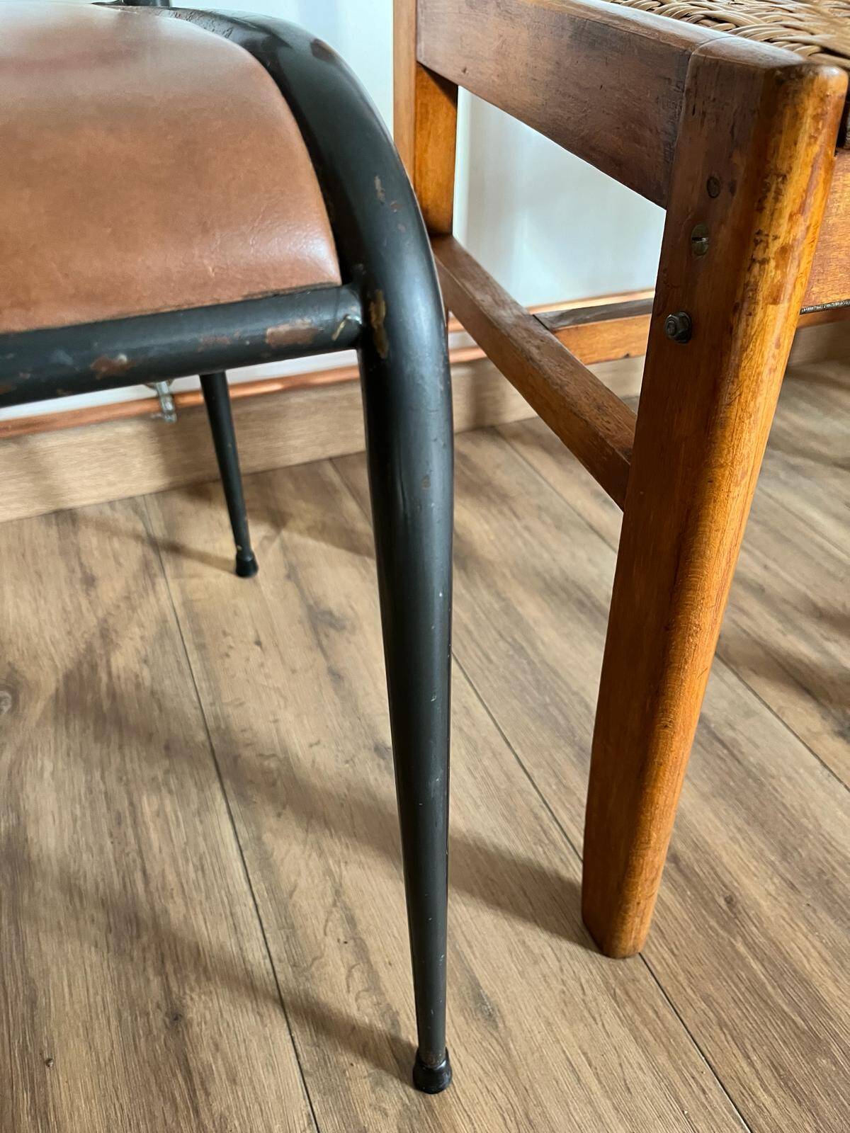 Set of 4 mismatched chairs