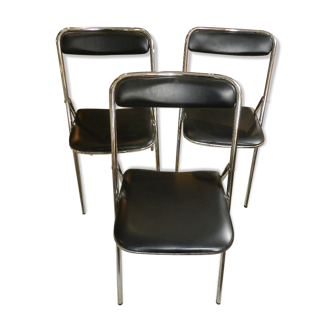 3 Sauvignet folding chairs