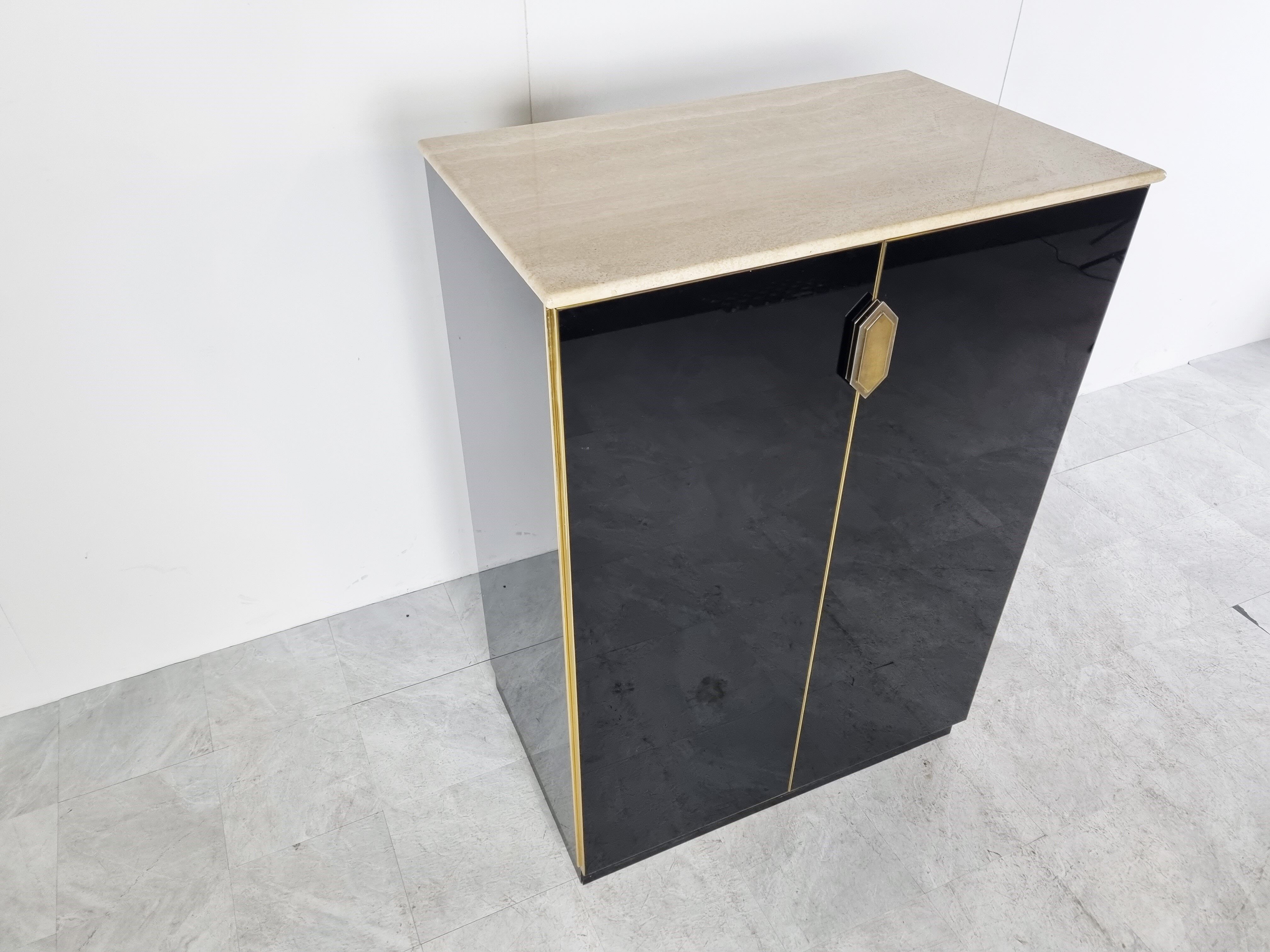 Bar en verre noir, années 1970