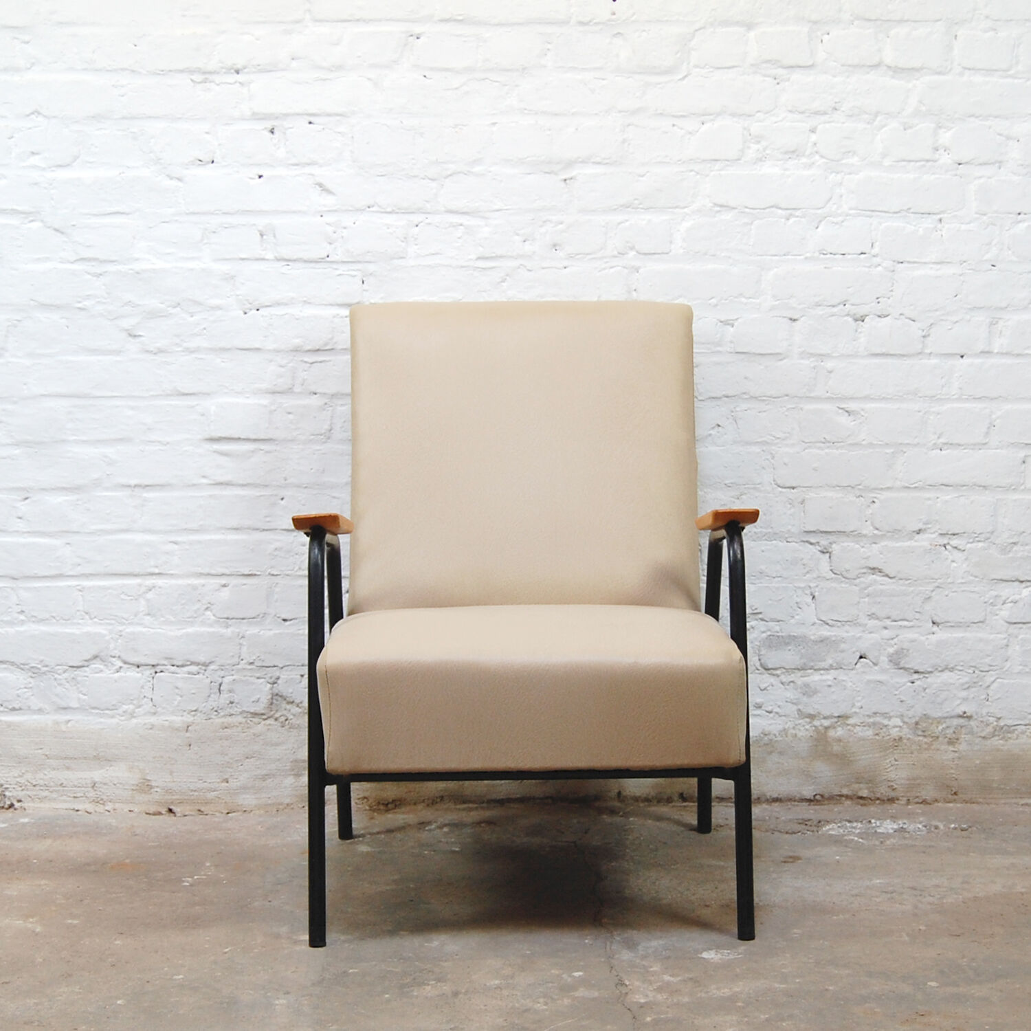 Armchair "Reclamation" by Pierre Guariche for Meurop, 1950s